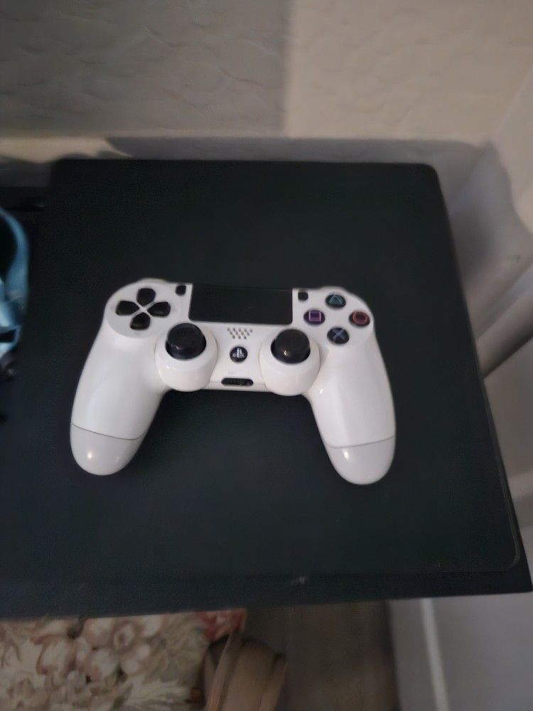 PS4 Slim