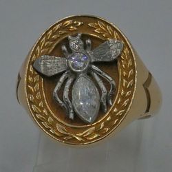 14KT YELLOW GOLD WASP RING WITH DIAMONDS SZ-8.5 14.4 GRAMS.  1 MARQUISE DIAMOND APPROX .40 CARATS, 1 ROUND DIAMOND APPROX .12 CARATS, 1 ROUND DIAMOND 