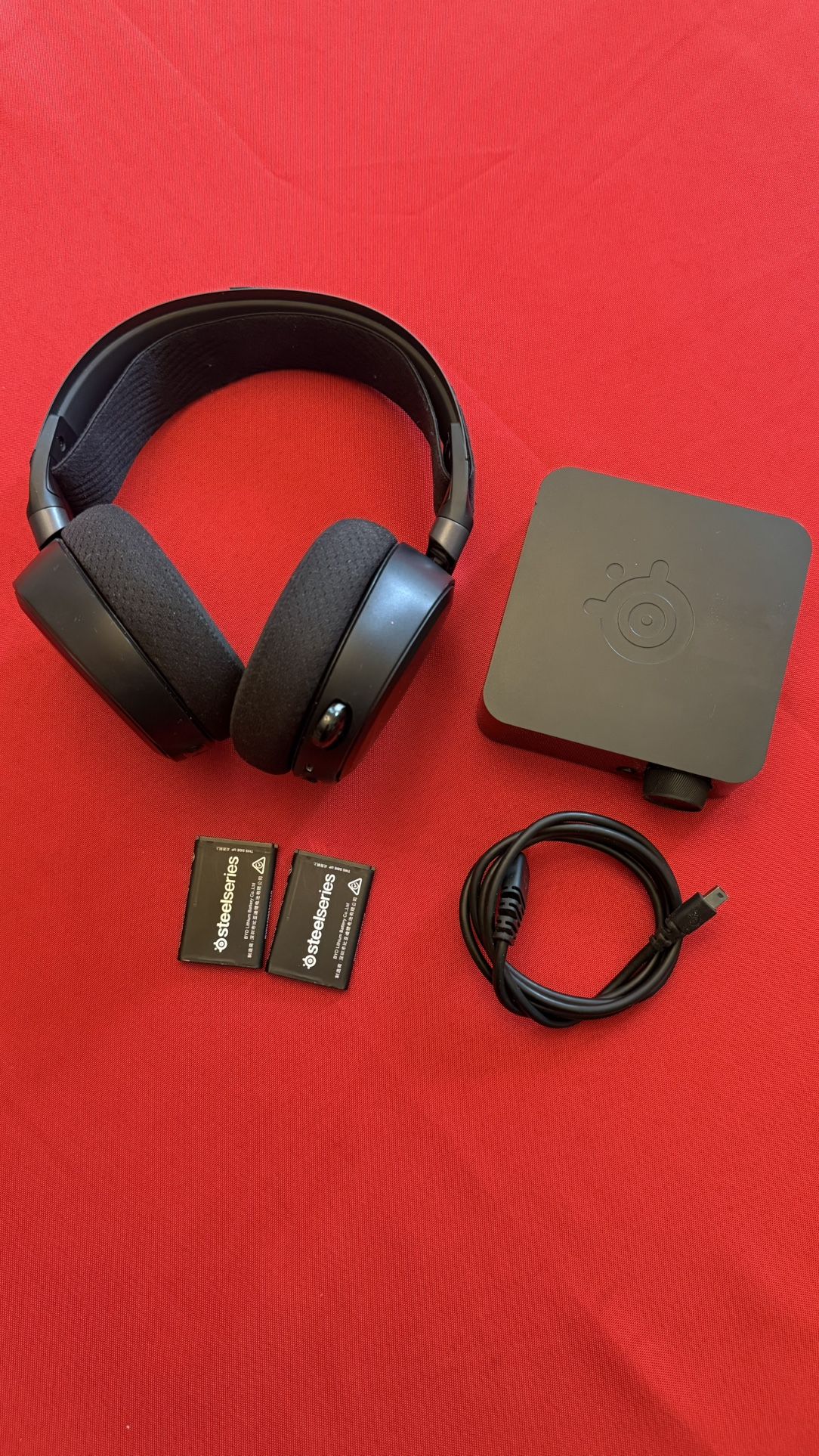 SteelSeries Arctis Pro Wireless Gaming Headset