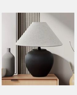 Deyidn 15.7" Black Ceramic Classic Transitional Table Lamp w/Natural Linen Shade