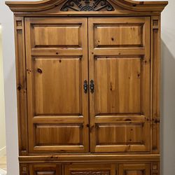 Vintage Broyhill Solid Wood Armoire 