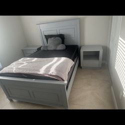 Full Gray Bedroom Set 