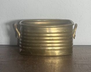 Small Vtg Ribbed Brass Planter with Side Handles
