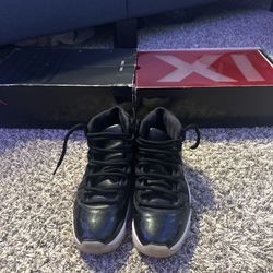 Black An White Jordan 11’s 