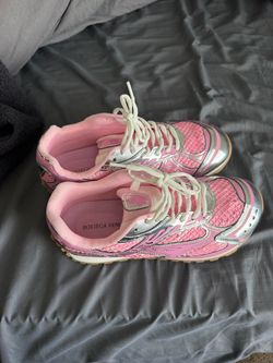Bottega Orbits Size 10/EU 43 (No Box)