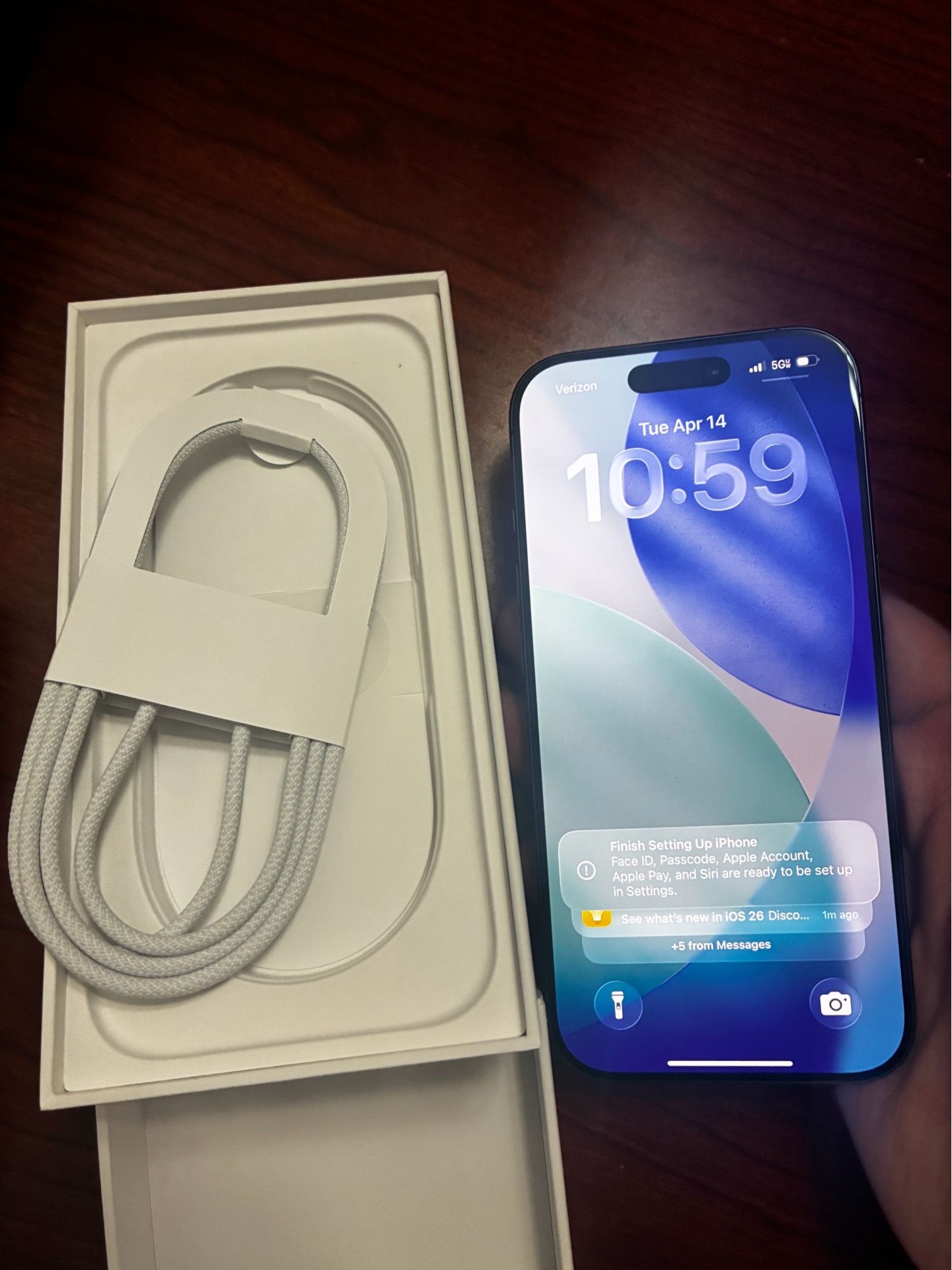 Unlocked iPhone 17