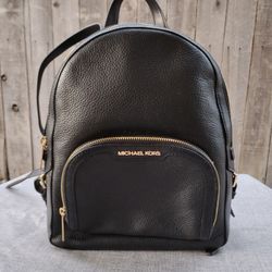 Michael Kors ( Back Pack)