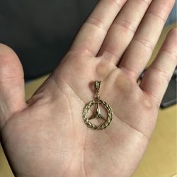 14k Yellow Gold Mercedes Benz Baller Pendant