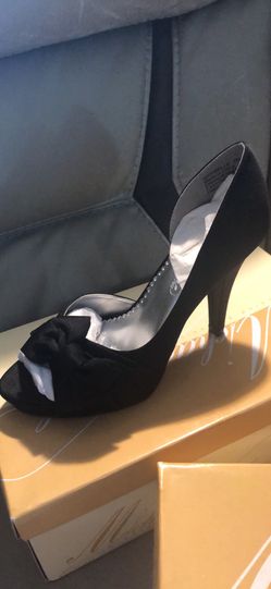 Black sexy heel David’s bridal