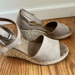 Style & Co. Tan Open Toe Wedge