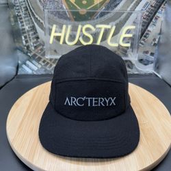 Arc'teryx 5 Panel Wool Black Logo Cap Embroidered Adjustable