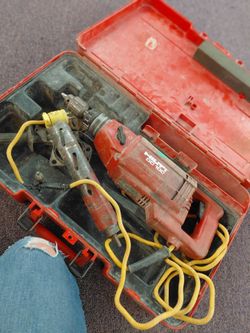 HILTI CORE DRILL DD100 MEC Concrete Core Machine - USED