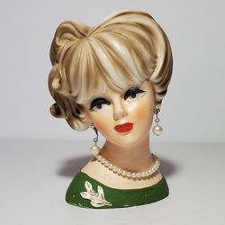 Napcoware Lady Head Vase Pearl Broach