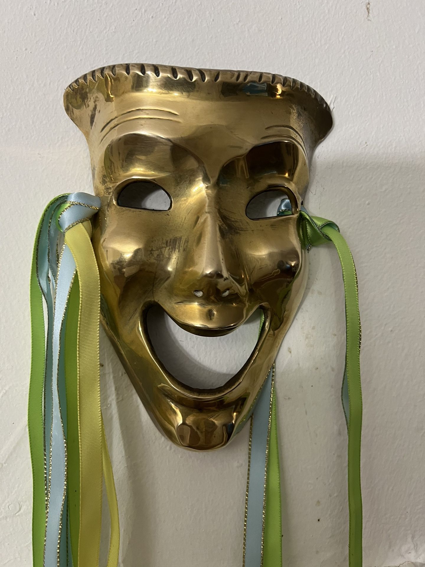 Vintage Bronce Face Mask Metal Wall