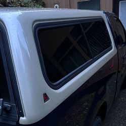 Canopy/ Camper