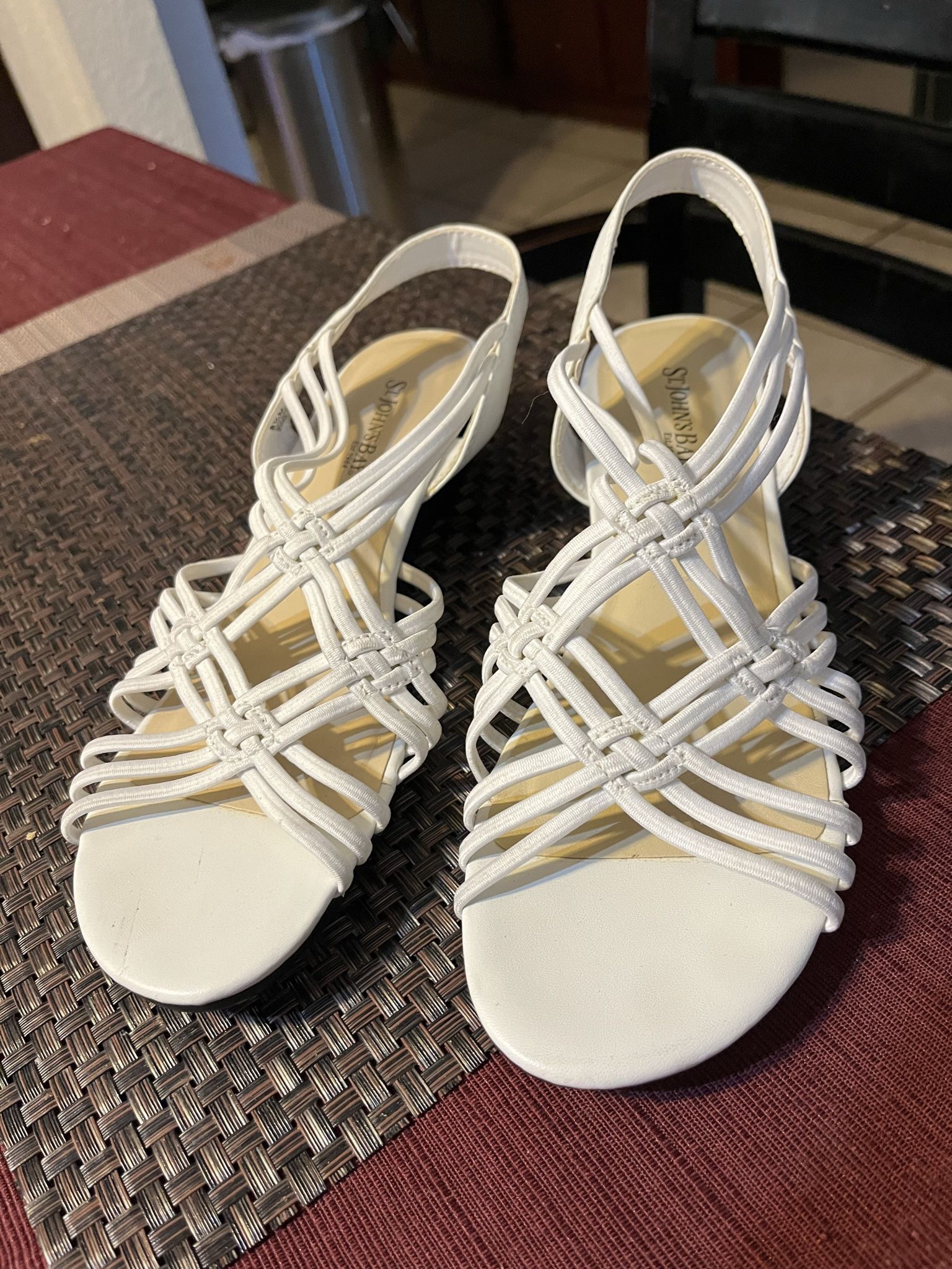 Women Sandals, TUsed