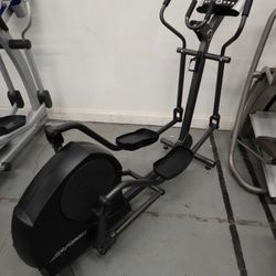 Used Life Fitness X1 With Advance Console X1-XX00-0103 Elliptical  