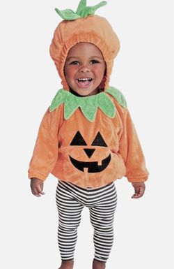 New Halloween costume- infant pumpkin 0-6 months $13