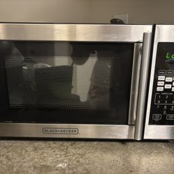 Microwave Like New 
