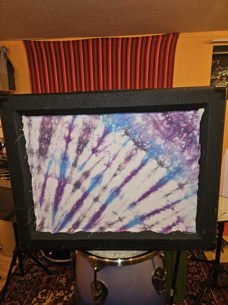 Orange 1x12 Cabinet – Black – Excellent Condition
