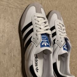 Adidas Sambas 9-9.5 Men