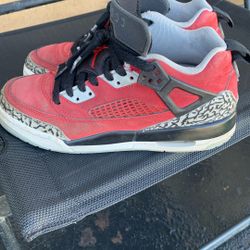 Nike Boys air Jordan Size 5.5