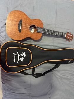 Ukulele with Gig Bag