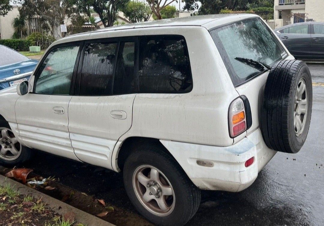 1999 Toyota Rav4