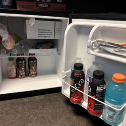 Mini Fridge 