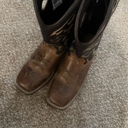 Cowboy/cowgirl Boots