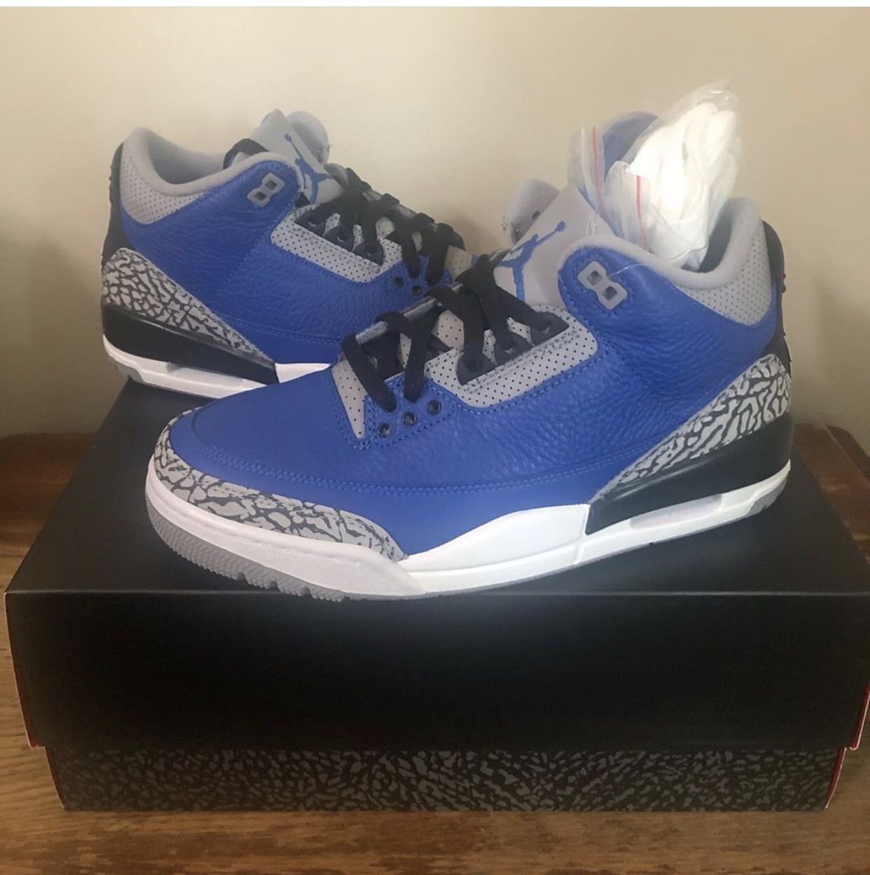 Jordan 3 - Varsity Royal Cement