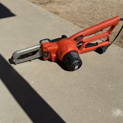 Black N Decker Alligator Garden Looper