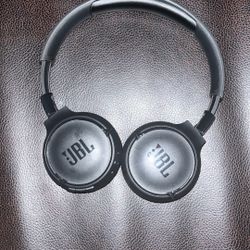 JBL Tunes 520bt