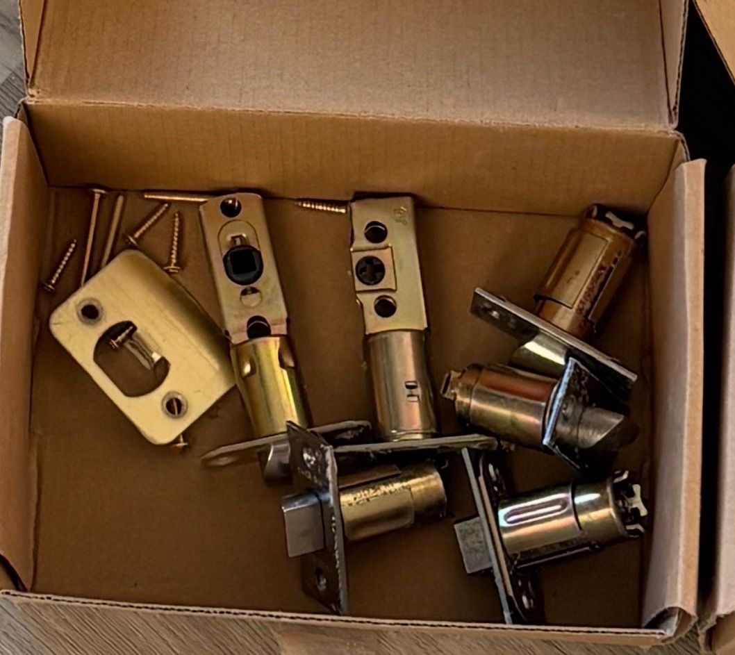 Door Hardware/Spindles-Set of 6