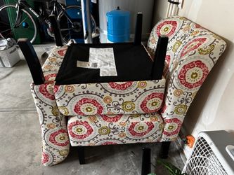Floral Upholstered Accent Chair with Black Legs