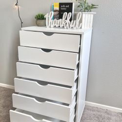 White 7 Drawer Storage and Organization Chest