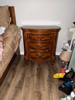 Kathy Ireland Dresser/Night Stand