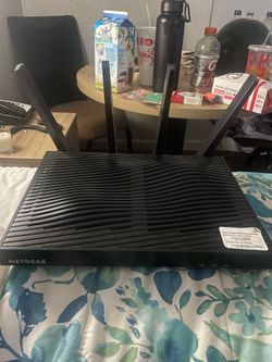 Nighthawk x8