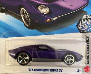 Hot Wheels 71 Lamborghini Miura SV