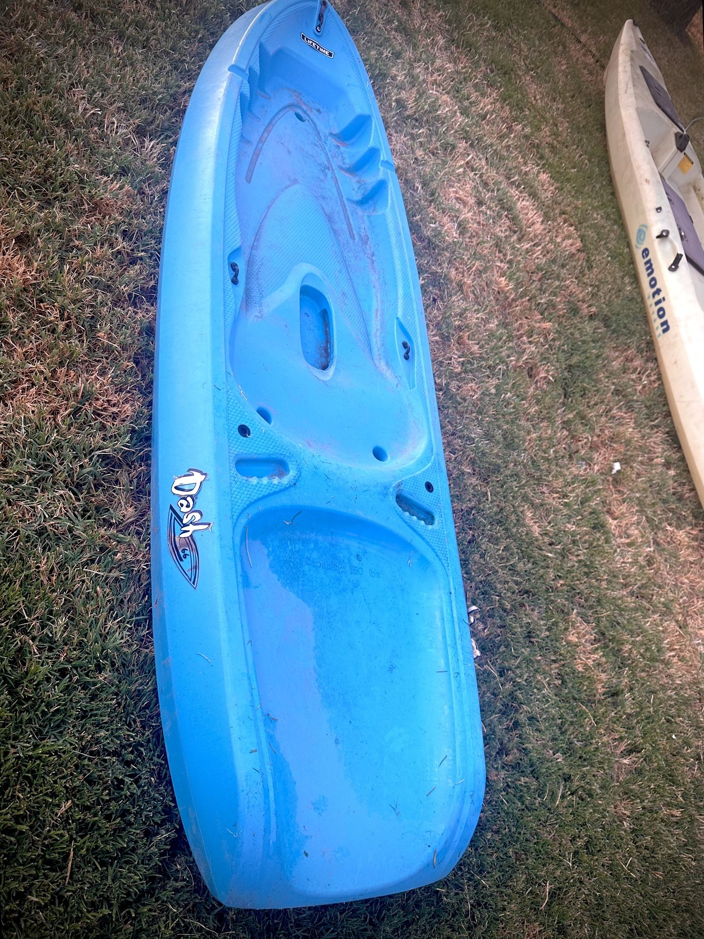 Lifetime Wave 6’ Youth Kayak – Beginner-Friendly and Lightweight