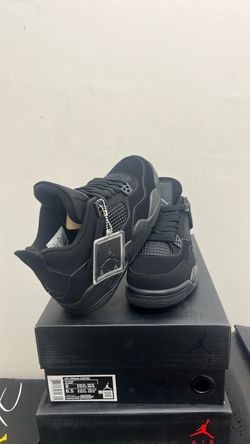 Air Jordan 4 Retro Black Cat Size 8
