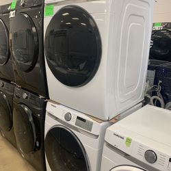 New Scratch And Dent Samsung Front Load Washer And Electric Dryer Set With Warranty 