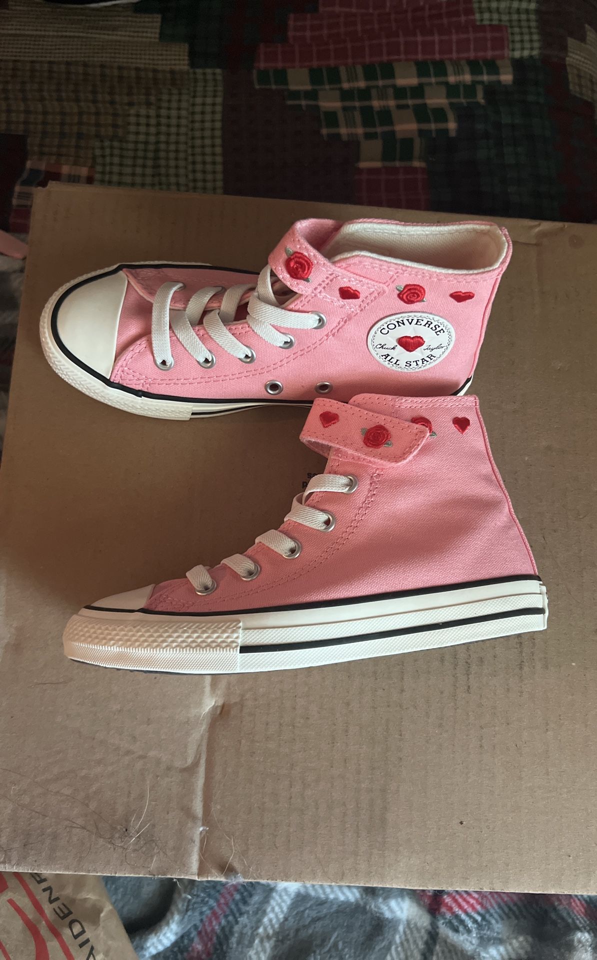 Girls Pink Converse