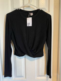 H&M “Divided” Black Crop Top  NWT L