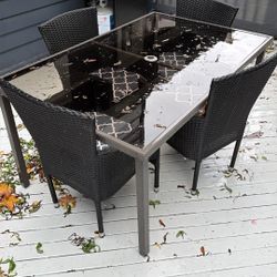 Outdoor Patio Table With Chairs