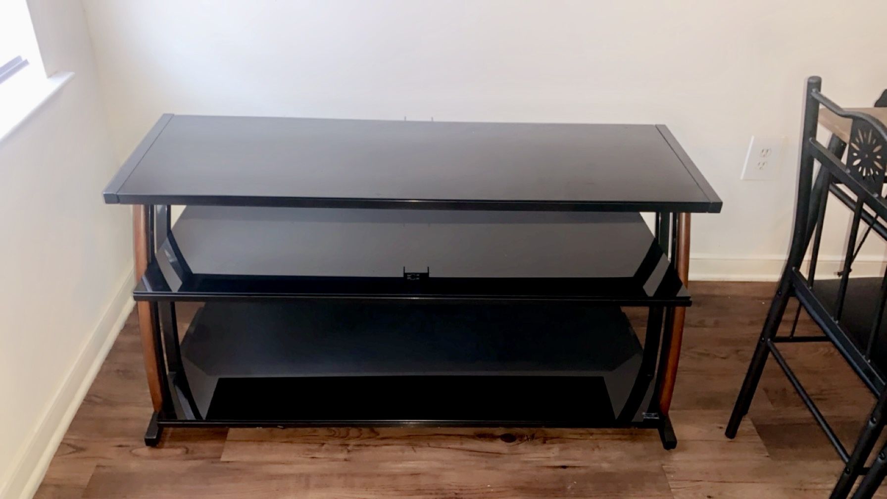 Black Tempered Glass Tv Stand 