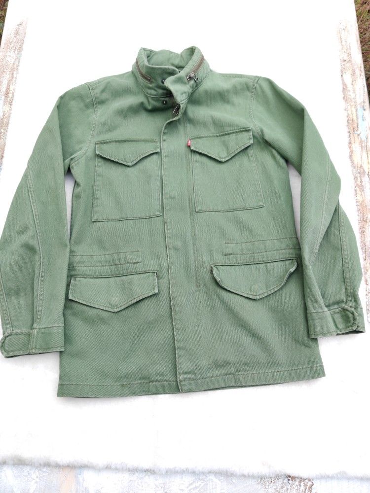 Levi's Jacket Size Small 