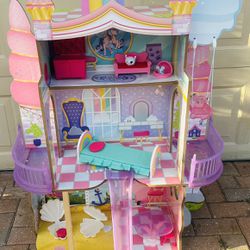 Rainbow Dreamers Unicorn Kid Kraft Doll House- EXCELLENT Condition 