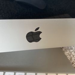 Apple  Mac 