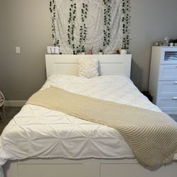 Queen Bed Without Mattress 